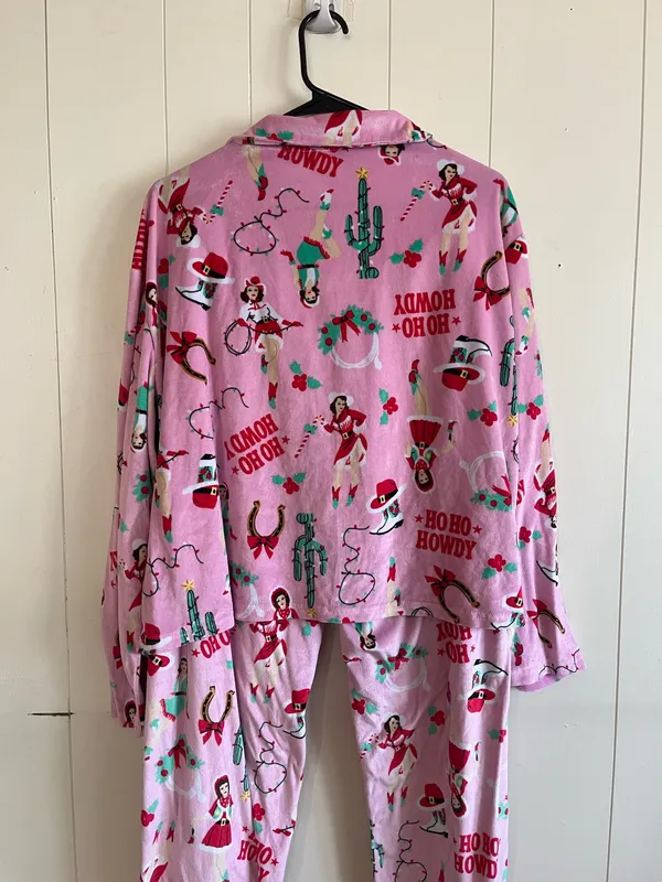 Holiday Time holiday pajamas in pink - Size XL - Image 5
