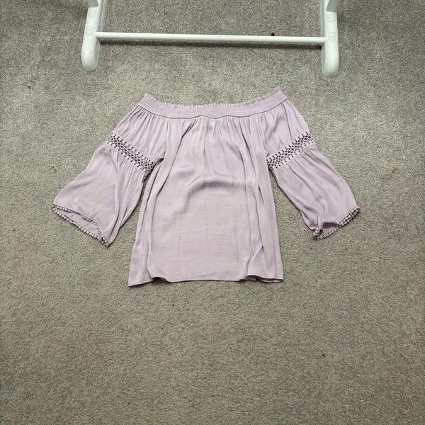 Jennifer Lopez Lilac Off Shoulder Embroidered Crochet Blouse - Image 4