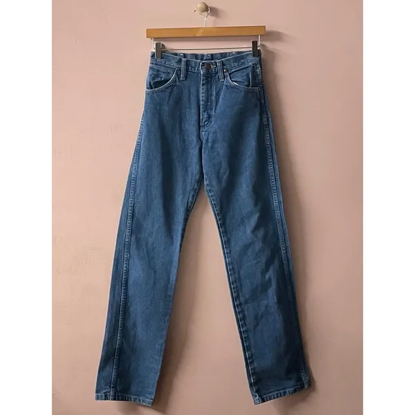 Vintage Wrangler Medium Wash Blue Straight Leg Jeans Size 5 x 34 GUC - Image 3