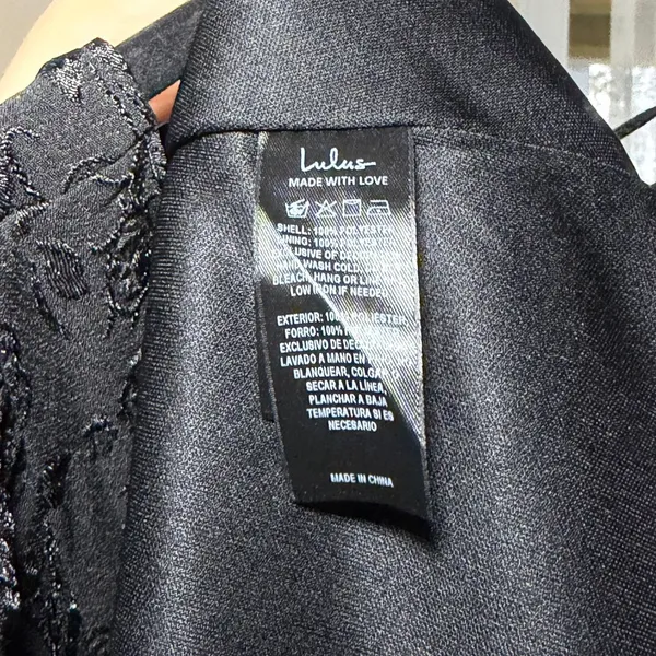 Lulus Black Jacquard Dress Bow Front Tie Across the Back Size Large NWT - Image 3