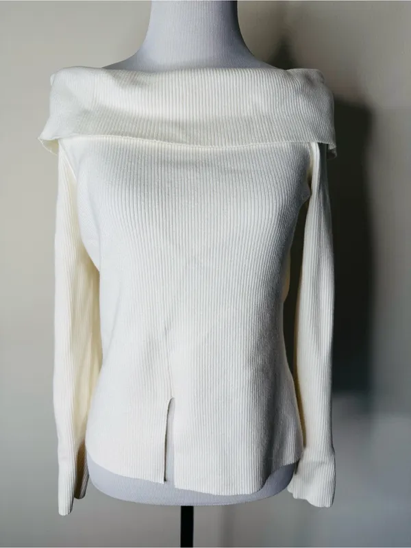 Abercrombie Cream Off Shoulder Ribbed Sweater NWT L - Image 2