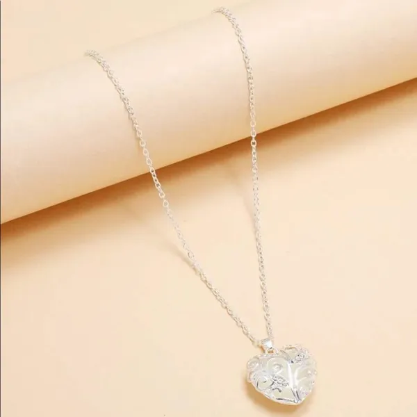 Glow in the Dark Heart Charm silver necklace - Image 4