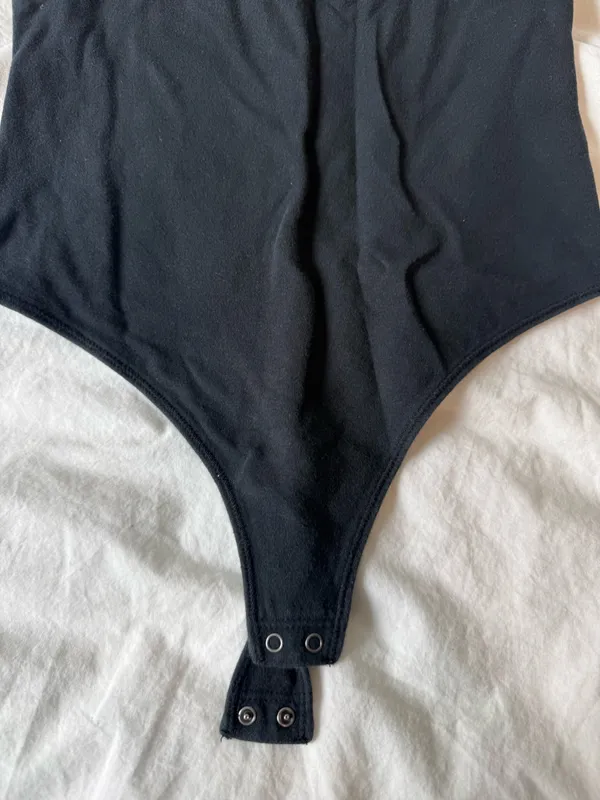 Abercrombie Short Sleeve Black Bodysuit Crew - Image 3