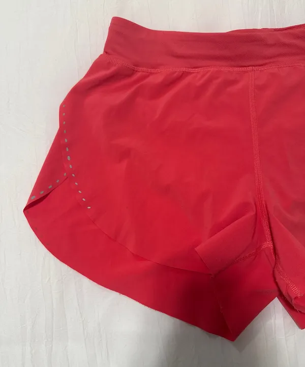 Lululemon Find Your Pace Shorts - Image 2