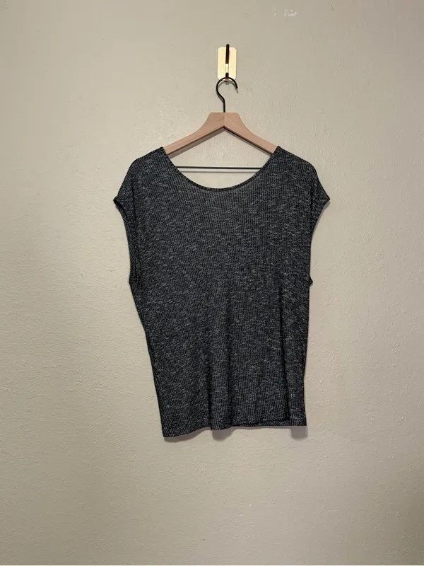 Rag & Bone Gray Twist Back Top Size Small - Image 3