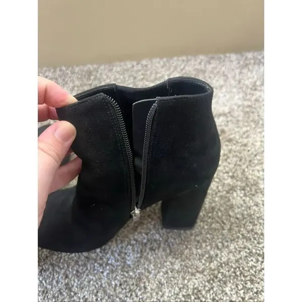 Marc Fisher Black Heeled Boots Woman’s Size 7.5 Flaws-Marks - Image 12
