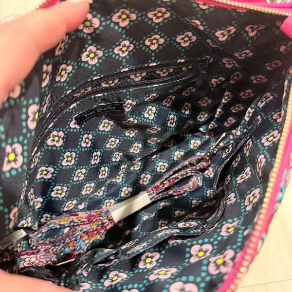 Vera Bradley Pink Floral Quilted Cotton Shoulder Bag Crossbody Handbag NWOT - Image 7