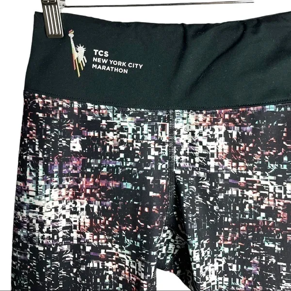 Vintage Asics NYC Marathon 3/4 Leggings Size XS - Image 2