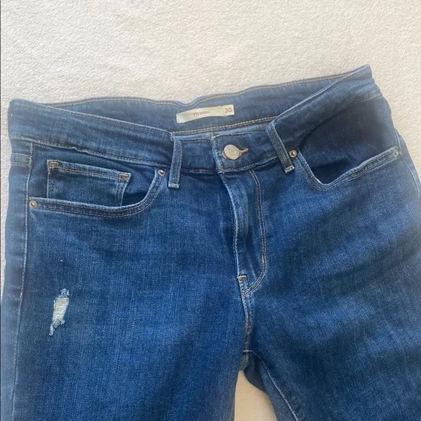 Levi's Blue Skinny Jeans‎ with Distressed Details - Image 3