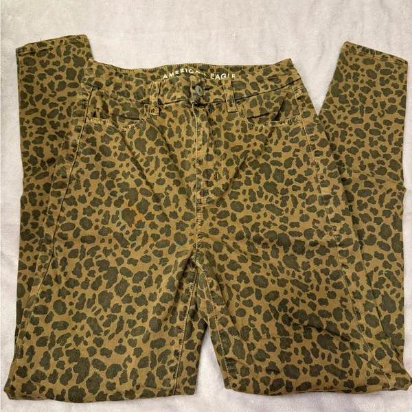 American Eagle Brown Leopard Print Pants - Image 2