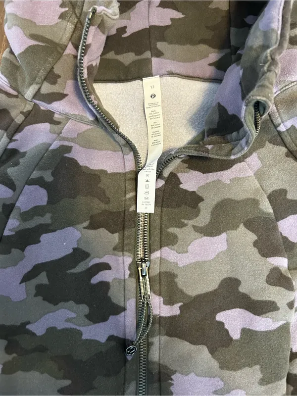 lululemon athletica Camouflage Zip Hoodie - Green/Purple - Image 4