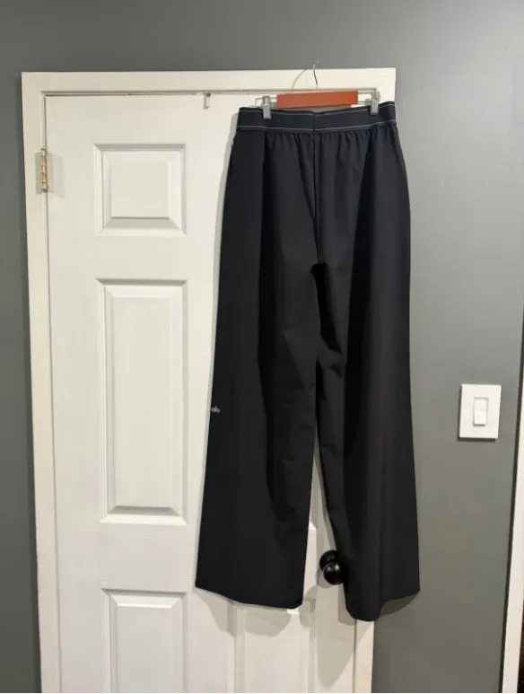 Alo yoga Suit Up Trouser (Long) black - Image 5