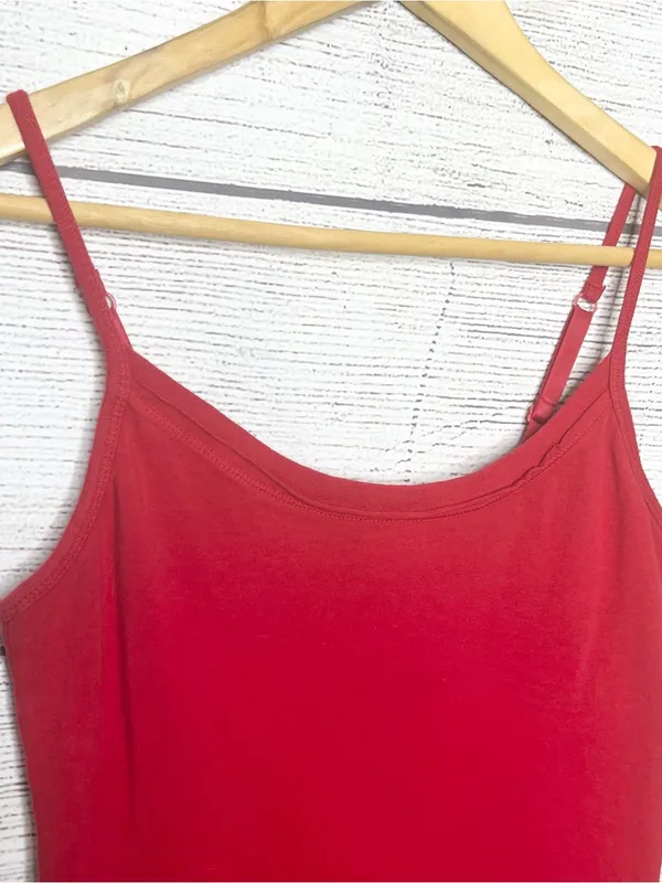No Boundaries Red Spaghetti Strap Tank Top with Built In Shelf Bra Size Medium - Image 3