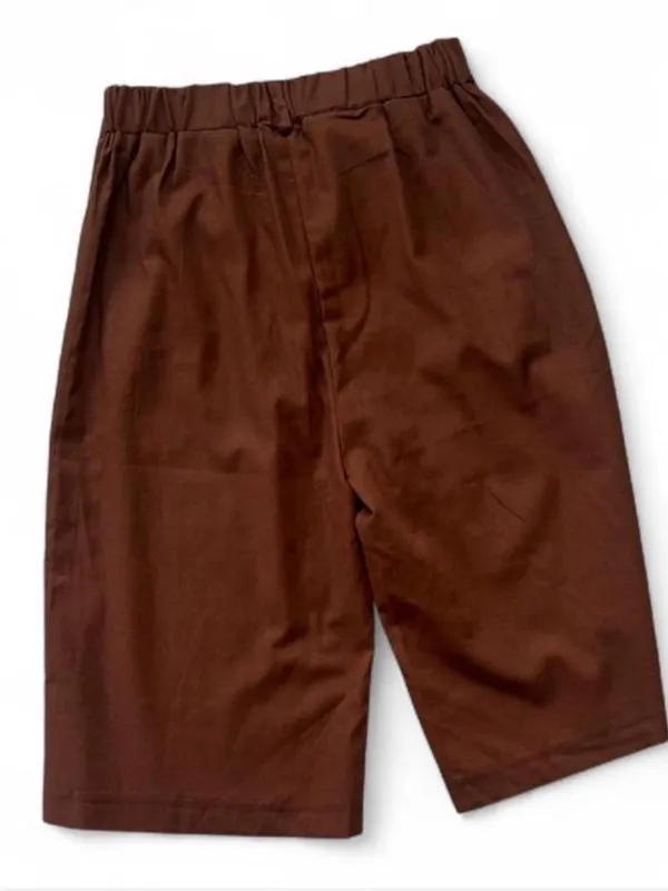 Brown wide leg shorts in a size L - Image 3