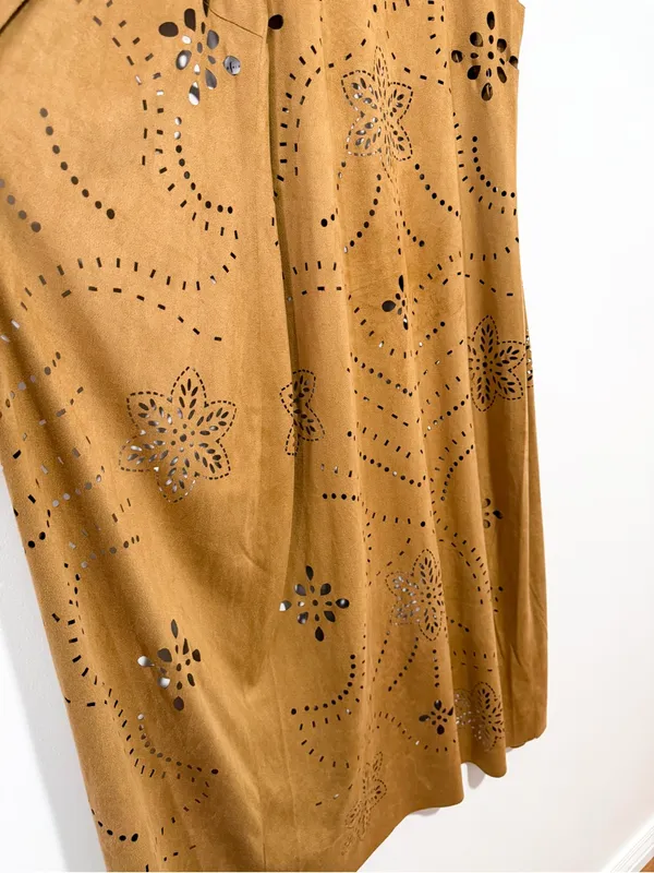 Ariat Magdelena Faux Suede Duster Long Vest Laser Cutout Floral Size Small - Image 10