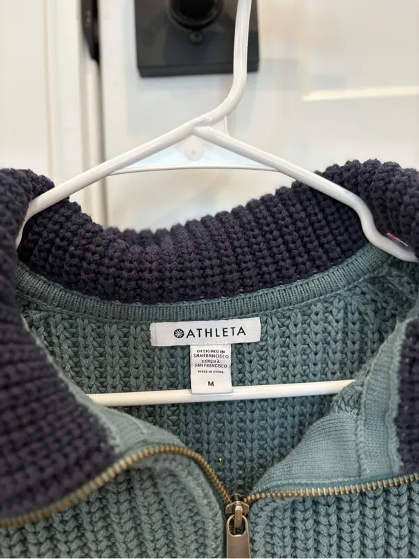 Athleta Alder Sweater Size Medium - Image 3