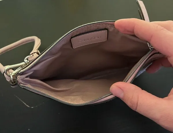 Calvin Klein wristlet purse - Image 5