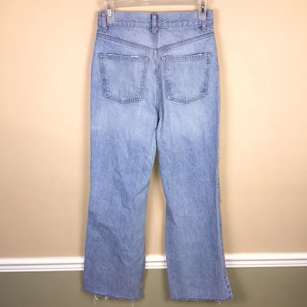 Zara Women’s Distressed Thrashed Raw Hem Light Wash Wide Leg Denim Jeans - Image 6