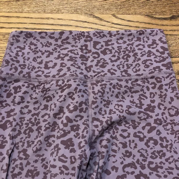 Athleta Leopard Elation Ultra High Rise Tight Leggings Flora Mauve - Image 4