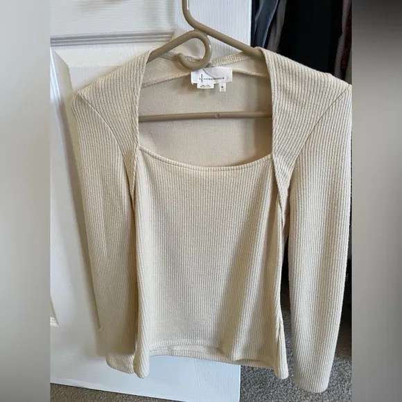 Anthropologie cream ribbed top - Image 3