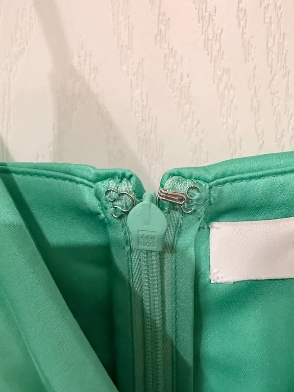 Final price Likely ASRA GOWN iN Green - Image 5
