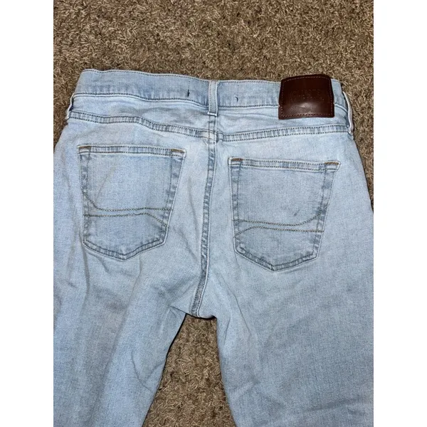 Hollister Men's Blue Light Wash Denim Straight Jeans Stretch 5-Pocket - Image 12
