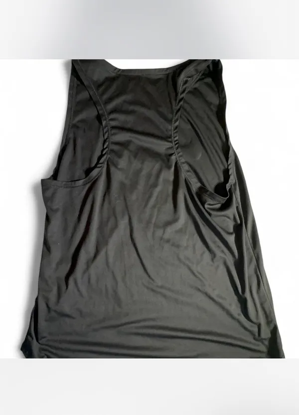 Nike dri fit running bundle -women’s size small pink shorts & black tank - Image 3
