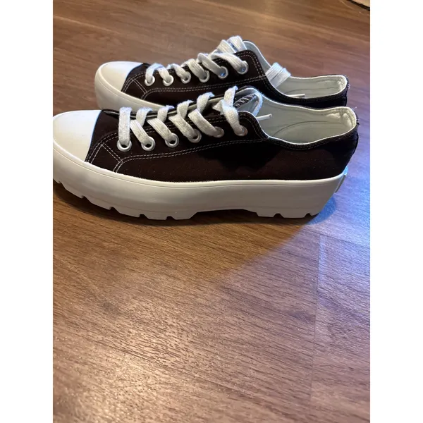 Cushionaire Vasco Brown Canvas Platform Sneaker Lug Sole Womens 8.5M‎ Low Top - Image 4