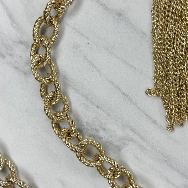 Tassel Gold Tone Chain Link Belt Extra Small/Small (XS/S) ✨ - Image 9