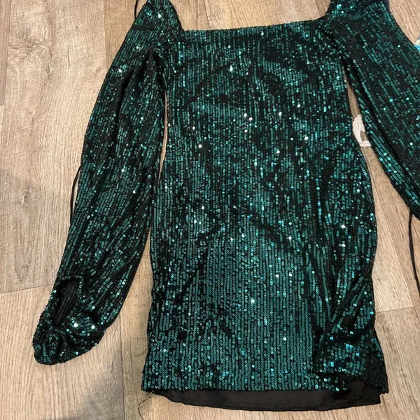 NEW! LUCY IN THE SKY Sequins Dress in Emerald Green M‎ - Image 8