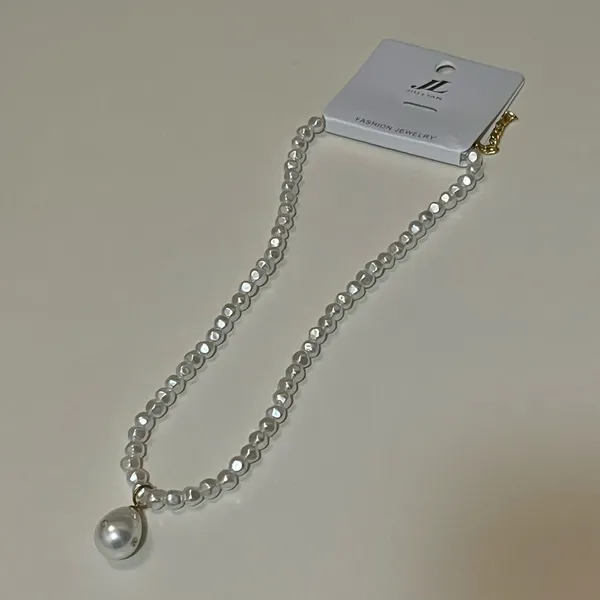 White Pearl Beaded Fashion Necklace with Teardrop Pendant - Image 6