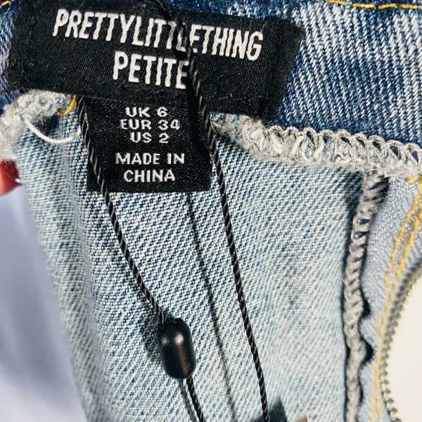 PrettyLittleThing Petite denim lace-up corset top - Image 6