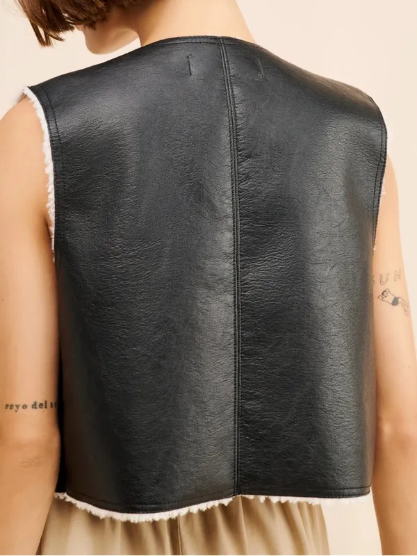 NWT Free People Travelers Reversible Black Leather Vest - Image 3