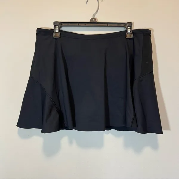 Athleta Match Point Black Skort Women's Large‎ - Image 2