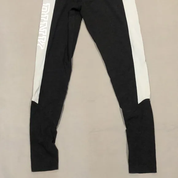 Pink Victoria’s Secret gray yoga pants - Image 6