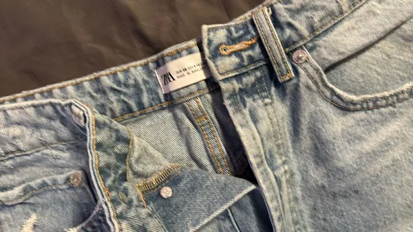 Zara high rise denim shorts - Image 5