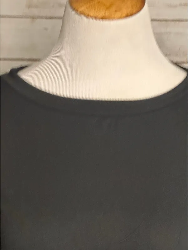 Black bodycon crop top high-waisted midi pencil skirt set Size Small minimalist - Image 3
