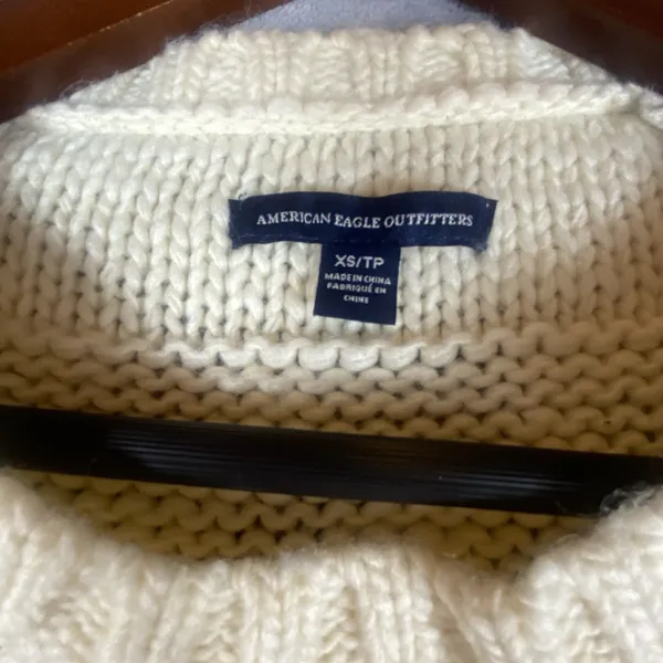 American‎ Eagle Sweater Women's XS Cream Cable Knit Chunky Polyester Oversized - Image 3