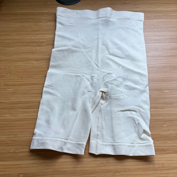 Shapermint Beige XS Small High Waisted Shaper Shorts 55021 Shapewear Lightweight - Image 3