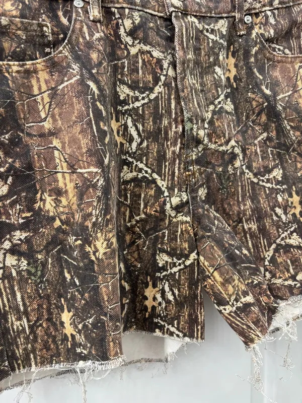 Revice denim shorts camo - Image 2