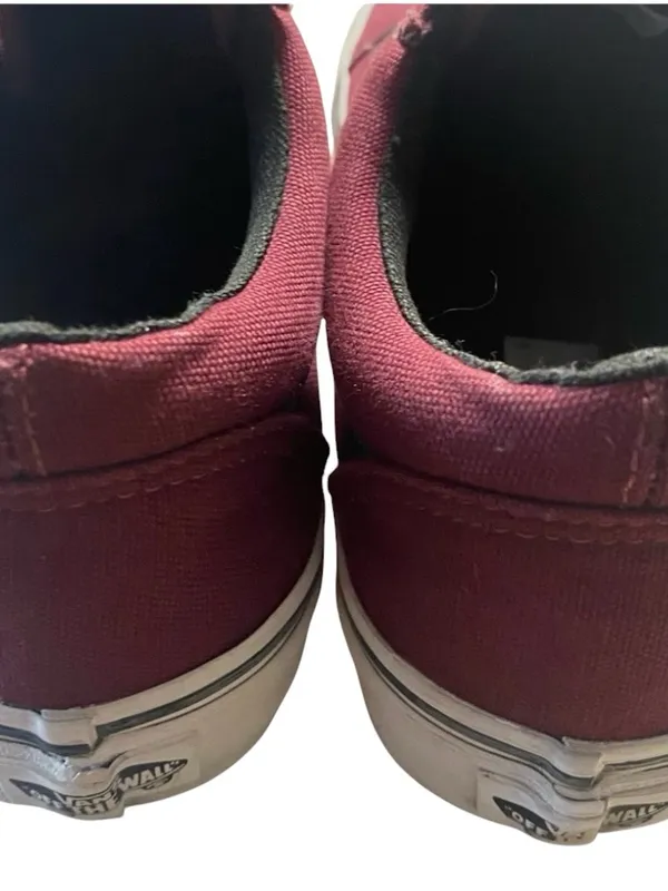 Vans Women's 7 or Youth 5.5 Burgundy Canvas Sneakers with Black Stripe Like New - Image 6