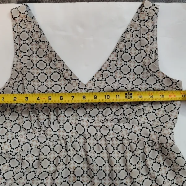 LOFT V-Neck Peplum Geometric Mosaic Print Top 4P Petite Boho Balletcore Classic - Image 7