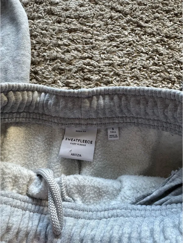 Aritzia Sweatpants - Image 5