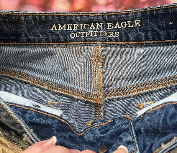 American Eagle Hi-Rise Festival Jean Shorts - Image 3