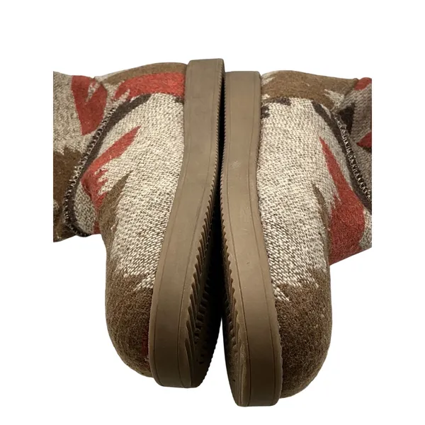 Indigo rd. Aztec Cozy Boot Women 6M Tan‎ Brown Rust Faux Fur Lined Mid Calf Boot - Image 4