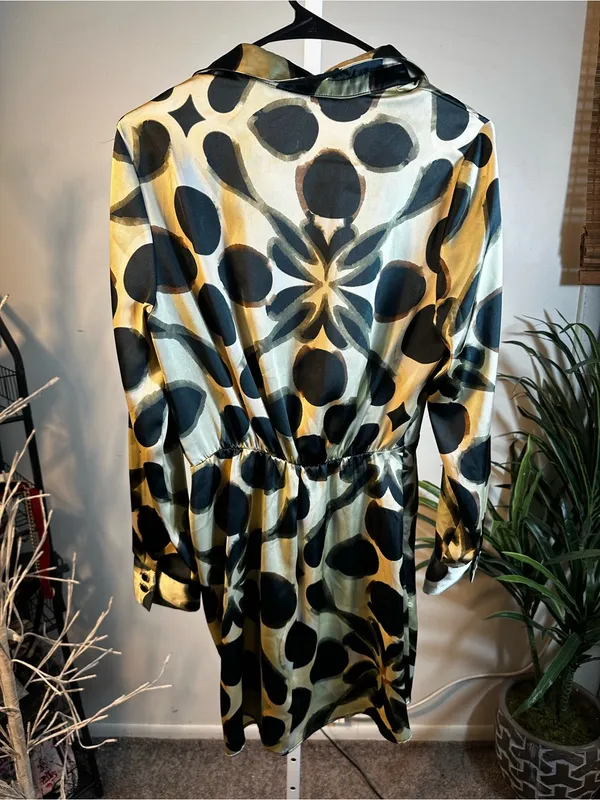 P260. Zara Satin Long-Sleeve Dress with Black Polka Dot Print Size Xs - Image 5