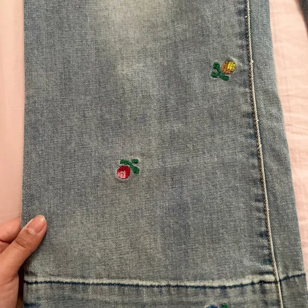 Sam Edelman Blue Straight Leg Jeans with Vintage Distressed Look - Image 4