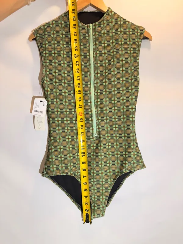 NWT Seea Regina Multicolor Zip Front High Neck One Piece Surf Suit Size L - Image 4