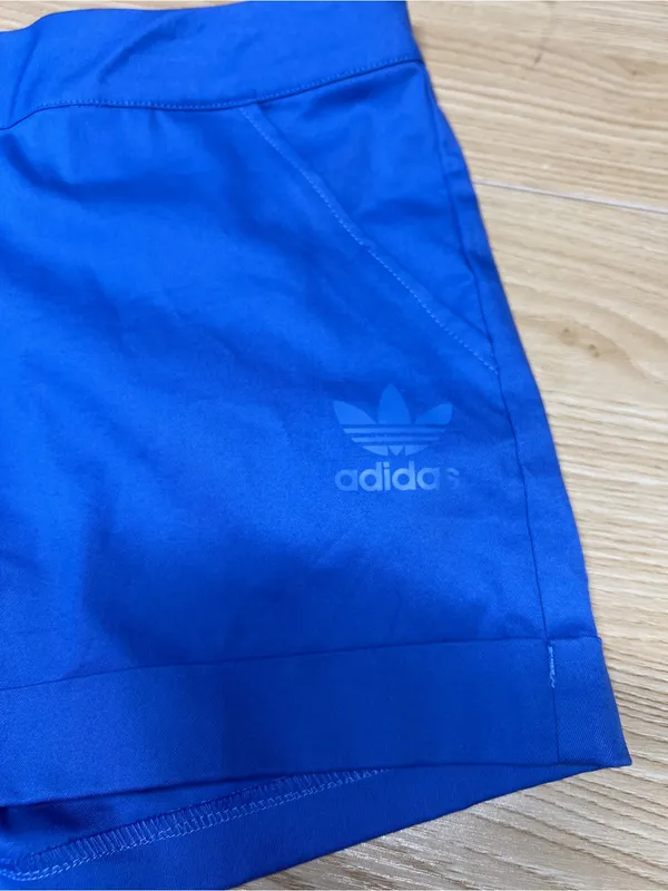 Adidas Originals Chino Shorts Blue Cuffed Trefoil Size Small - Image 7