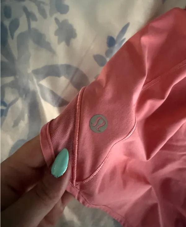 Lululemon Shorts Hotty Hot - Image 3